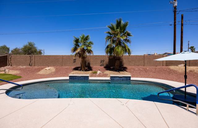 3161 Newport Dr Gallery 3