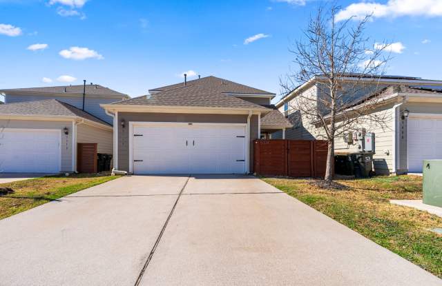 Contemporary Comfort in the Heart of 78723 | 5314 Golden Canary Ln photos photos