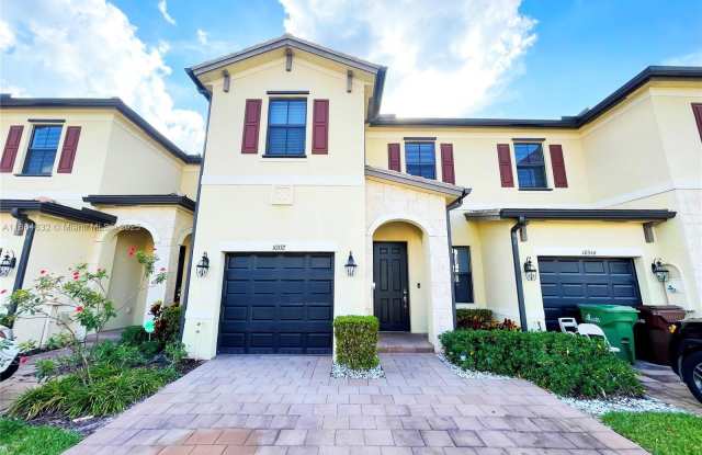 10332 W 33rd Ct photos photos 10332 W 33rd Ct photos photos