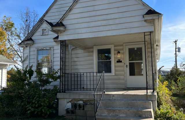 3 bedrooms 1 bathroom for rent - 14 Carter Avenue, Dayton, OH 45405