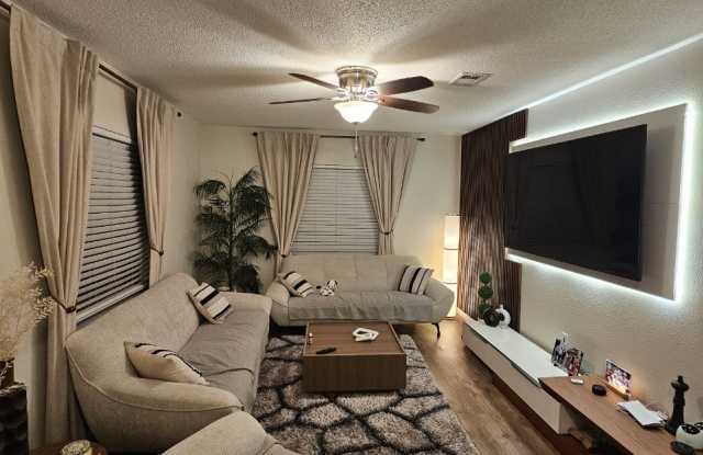 2067 San Marino Way North photos photos