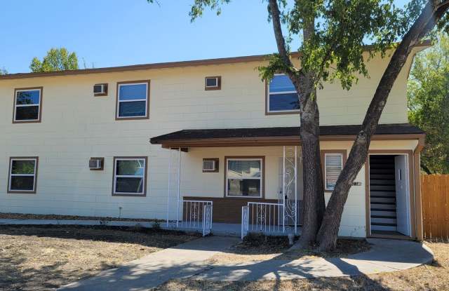 236 Senisa photos photos