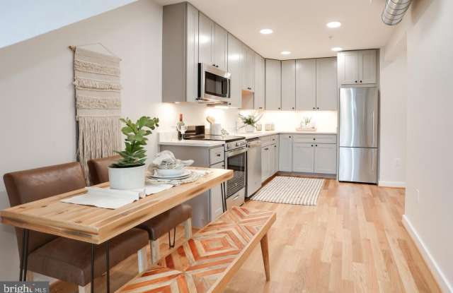 3925 GEORGIA AVE NW #7 Gallery 3