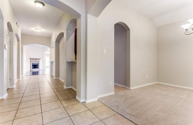 141 Arbordale Way Gallery 4