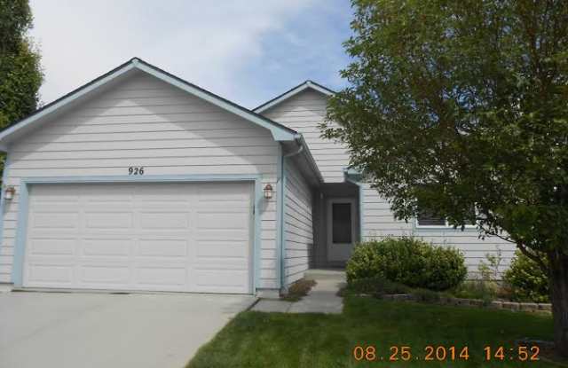 926 Thornhill Place - 926 Thornhill Place, Fort Collins, CO 80524