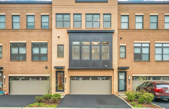 23580 BELVOIR WOODS TERRACE - 23580 Belvoir Woods Terrace, Loudoun Valley Estates, VA 20148