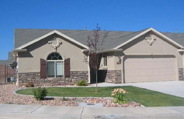 3 Bedroom 2 Bathroom House photos photos