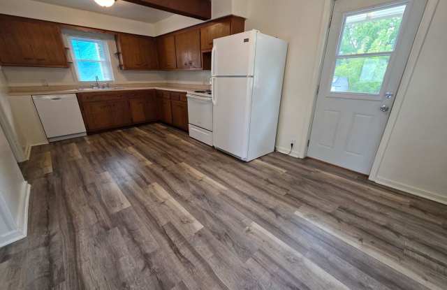 935 Dousman Street, Green Bay Gallery 4
