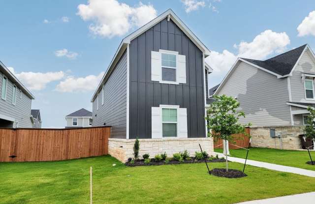 Spacious 4/BR 2.5/BA Retreat with Fenced Yard and Smart Features photos photos