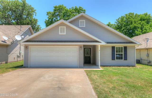 3419 S Jackson Avenue photos photos