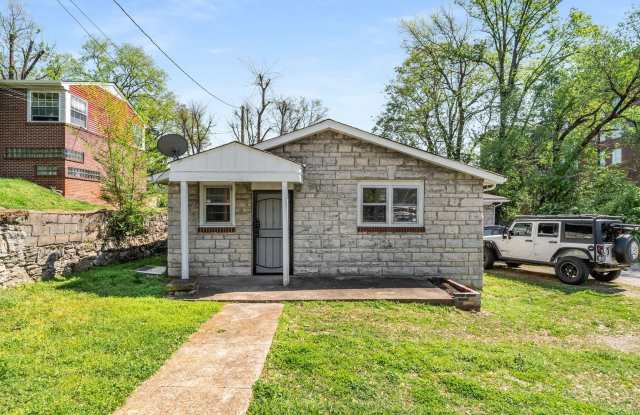 Close to Downtown Nashville! Gallery 4
