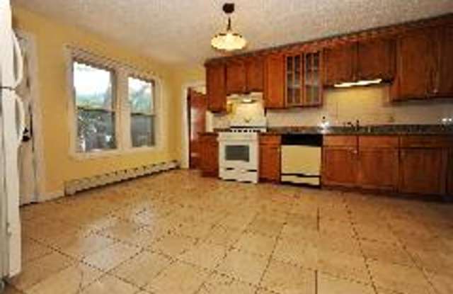 Brookline - 2 Bedroom Apt - Available NOW (or 9/1) photos photos