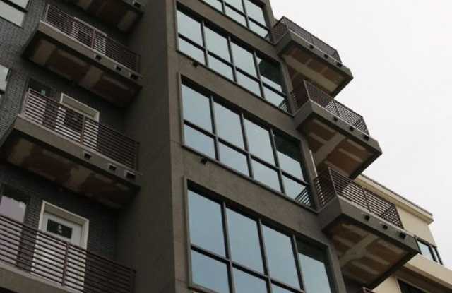 1300 W 5th St - 1300 West 5th Street, Austin, TX 78703