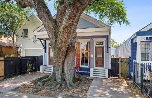 1429 CAMBRONNE Street Gallery 1