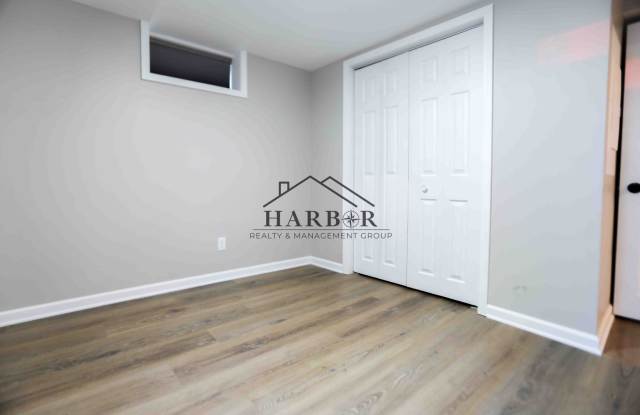 319 14th St SW-Move in Special! 1/2 off your first month of rent!! Gallery 2