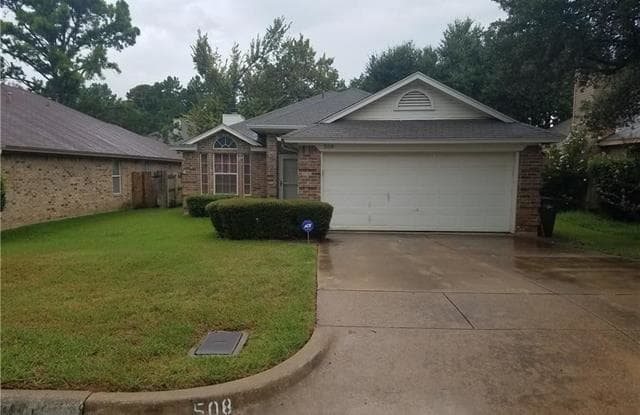 508 Kelley Court - 508 Kelley Court, Fort Worth, TX 76120