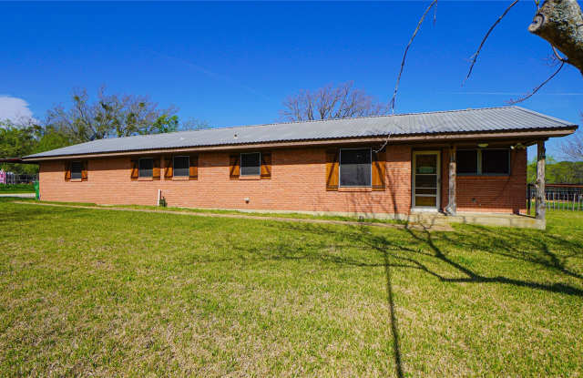 19761 N State Highway 34 Gallery 3