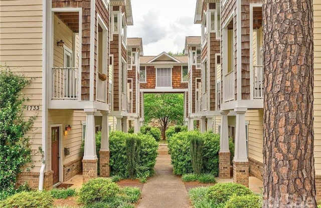 1733 Matheson Avenue photos photos
