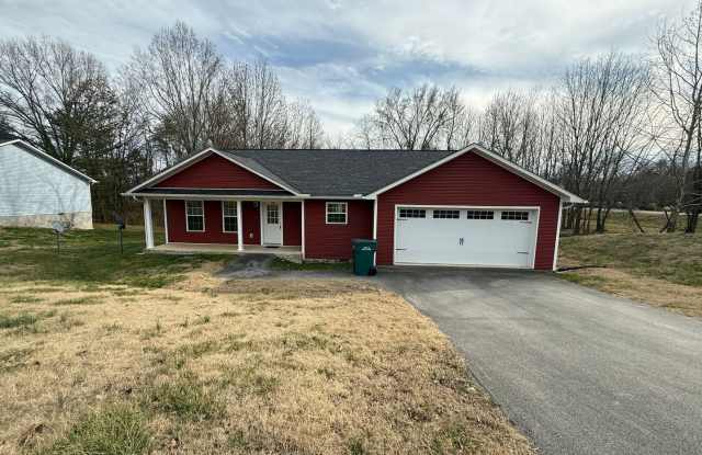 3 bedroom 2 bath Single Family Home White Pine, TN photos photos