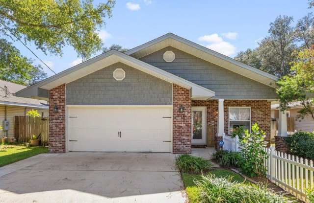 808 Pine Alley Street photos photos