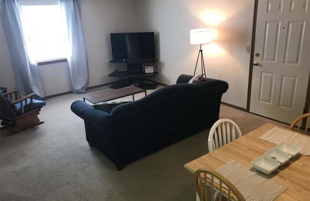 710 Deerbrook Circle - G Gallery 3