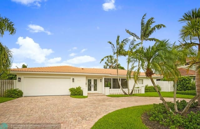 5110 NE 30th Ave - 5110 Northeast 30th Avenue, Lighthouse Point, FL 33064