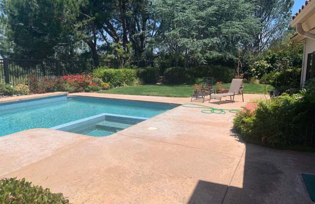 13660 Landfair Road Gallery 4