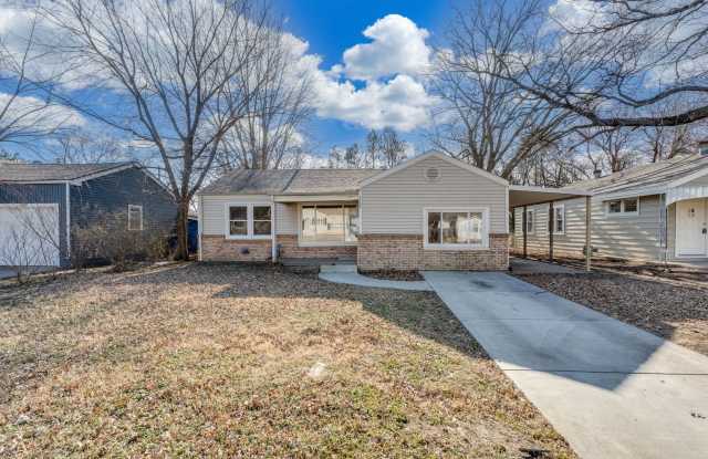 3007 Southfork - 3007 East Southfork Court, Wichita, KS 67216