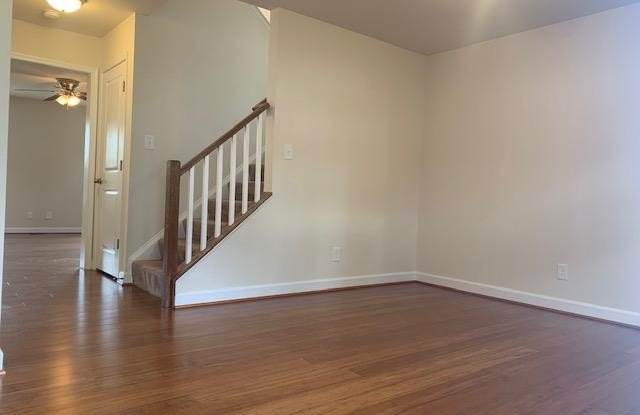 6918 LUNETTE Lane Gallery 3