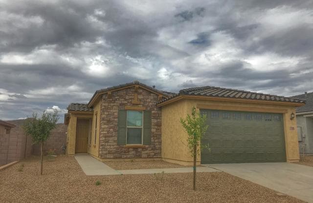 536 E CREOSOTE Drive - 536 E Creosote Dr, Phoenix, AZ 85085