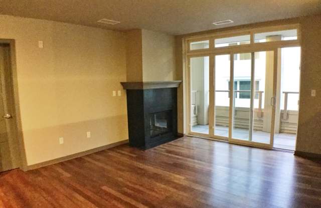 Modern Ballard Penthouse 2 Bedroom Condo photos photos