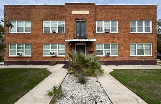 1409 West Woodlawn Avenue photos photos 1409 West Woodlawn Avenue photos photos