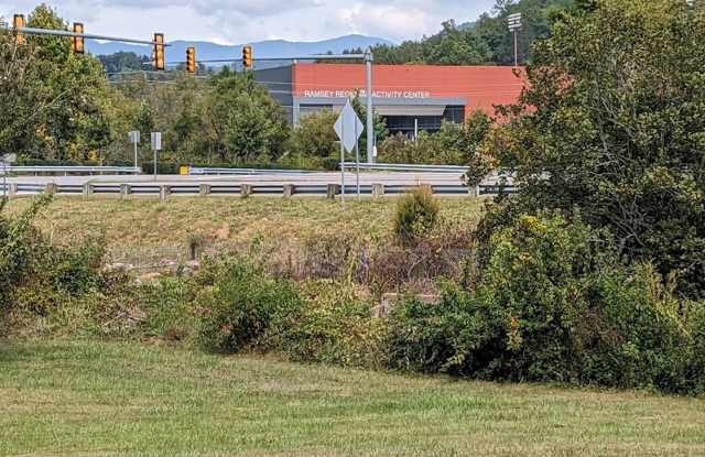 Basement Apartment available in Cullowhee $1400 a month, year-long lease available October 1st Gallery 3