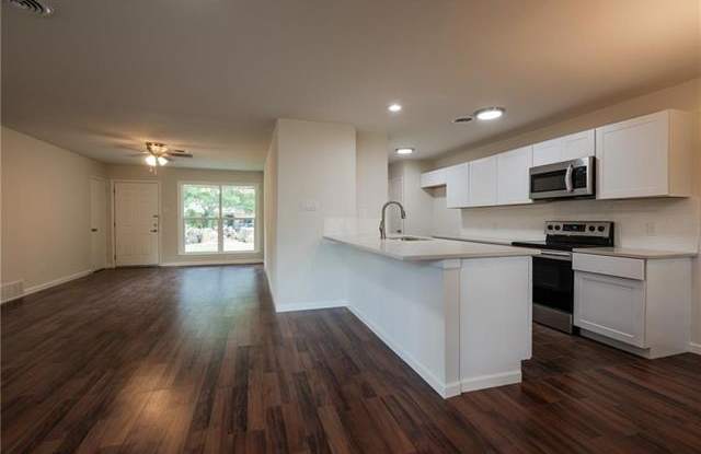 1226 Dearborn Drive Gallery 2