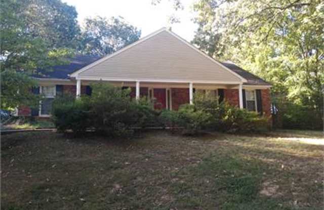 Charming 3-Bedroom Home in Cordova-Comfort  Convenience Await! - 8367 Chippingham Drive, Memphis, TN 38016