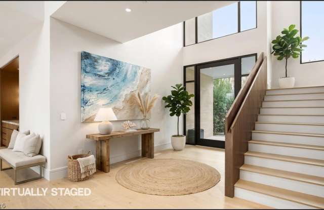 11675 Discovery Canyon Drive Gallery 3