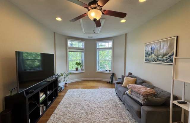 1867 Beacon St. photos photos