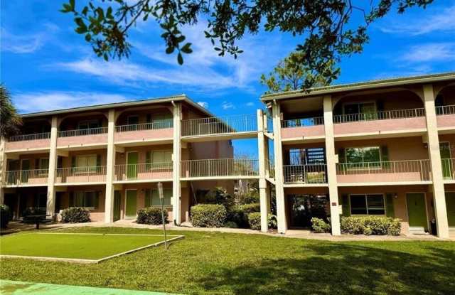 120 Blue Pointe Way - 120 Blue Pointe Way, Altamonte Springs, FL 32701