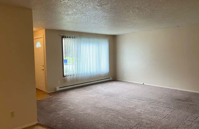 1419 Bowmont Gallery 3