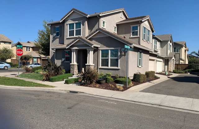 Riverbank! - 5768 Cornerstone Drive, Riverbank, CA 95367