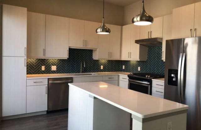 1614 E 6th Street - 1614 E 6th St, Austin, TX 78702