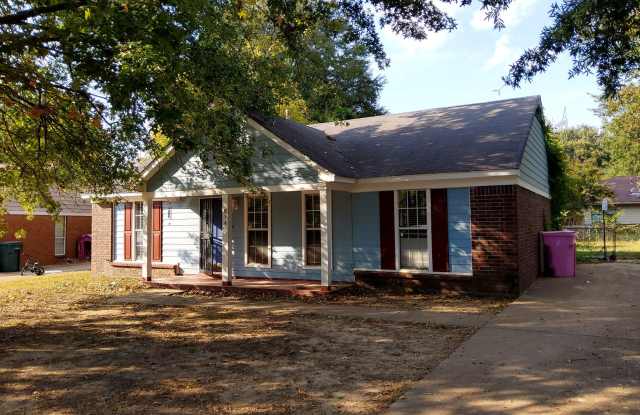 Welcome to 894 Longbranch Dr E! - 894 Longbranch Drive, Southaven, MS 38671