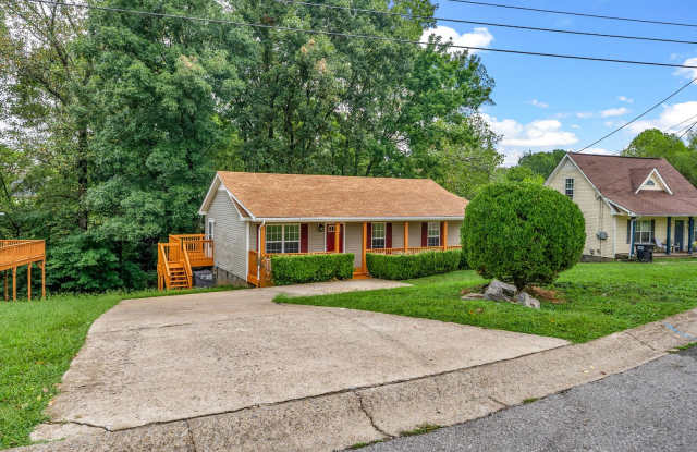 Welcome to 937 Apple Grove - 937 Applegrove Circle, Clarksville, TN 37040