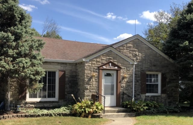 2255 West Kessler Boulevard North Drive - 2255 Kessler Blvd North Dr, Indianapolis, IN 46222