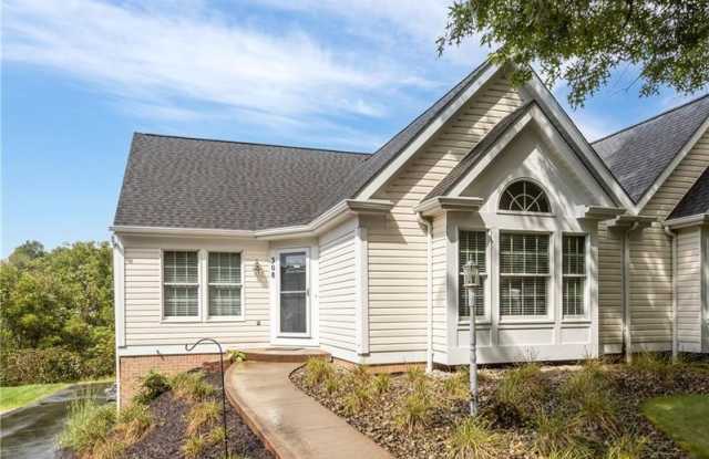 308 Carriage Way Gallery 2