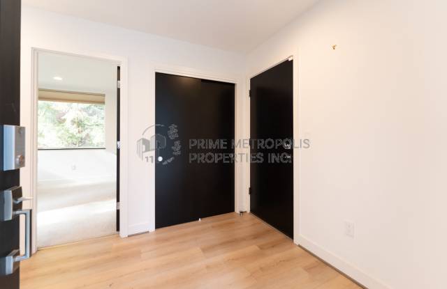 12313 14th Ave NE Gallery 3