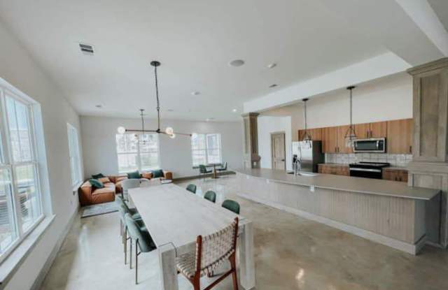 660 E Wells Branch Pky Gallery 4