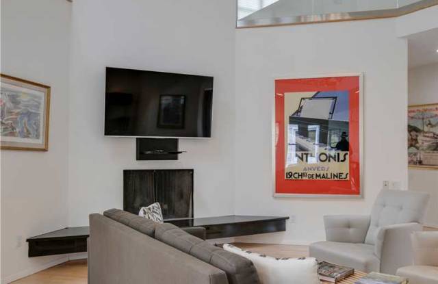 45 Stillwell Ln Gallery 3