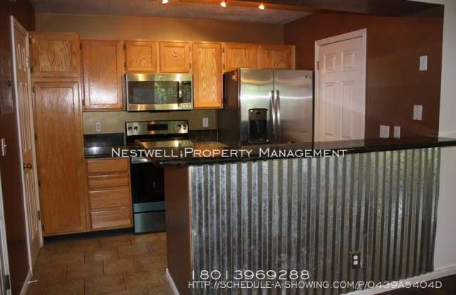 272 E Millpoint Pl Gallery 3