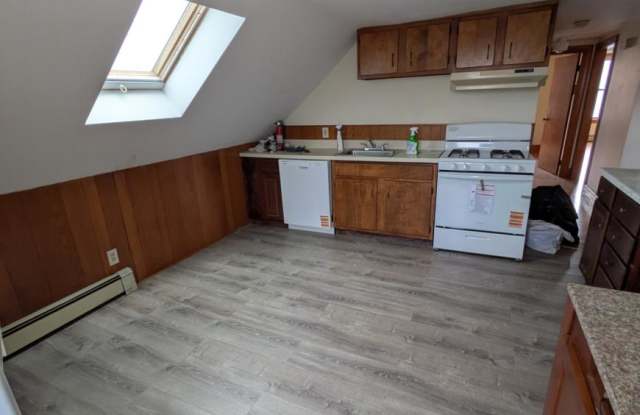 261 Lexington St. photos photos